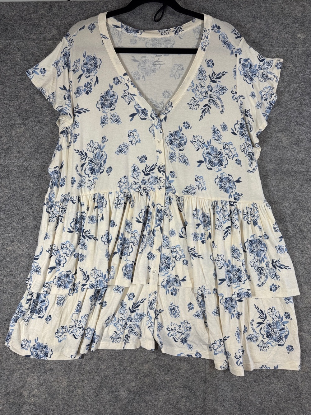 Torrid Super Soft Floral Babydoll Tunic Top Ivory Blue Size 3 Cottagecore Boho - Picture 2 of 13